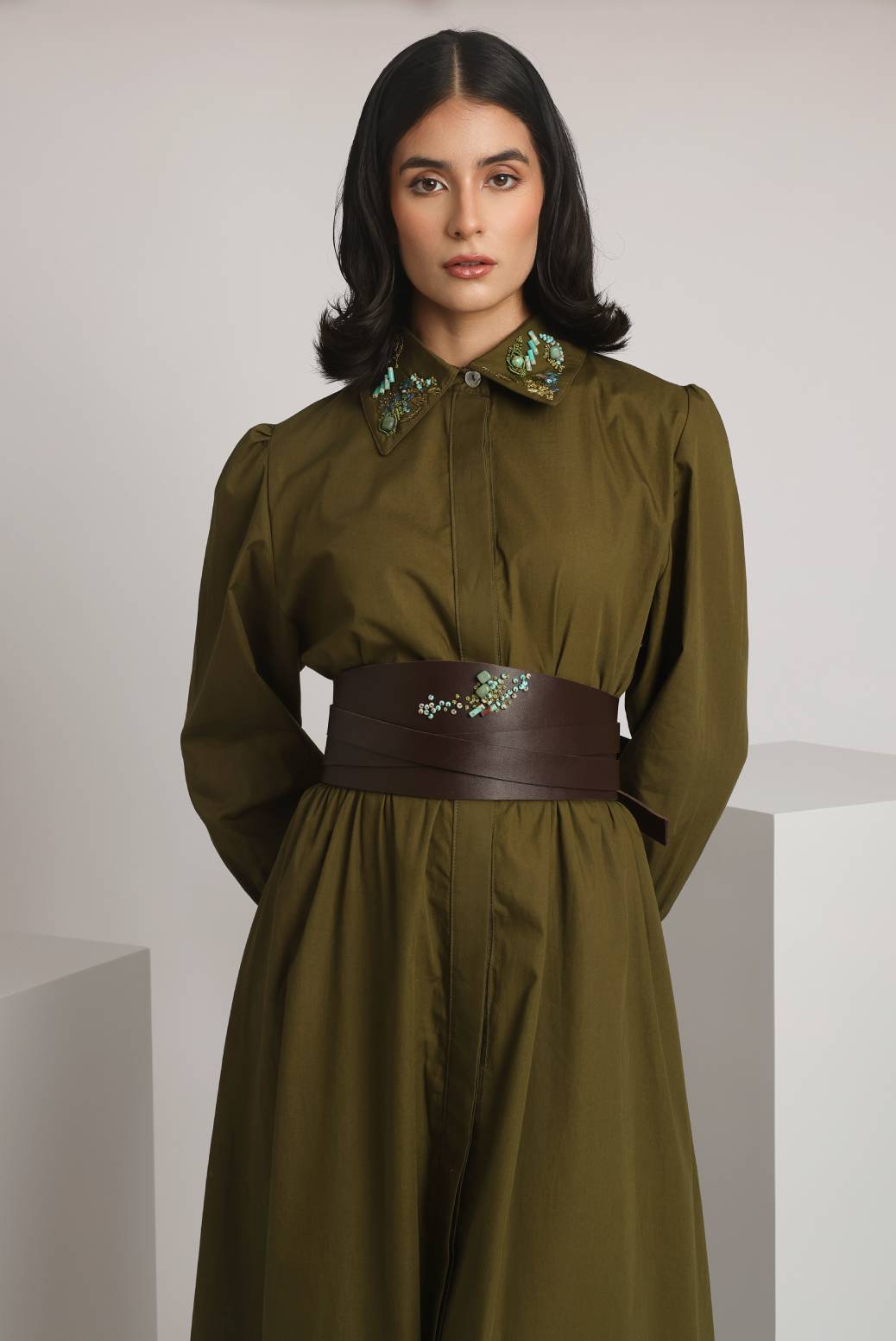 Zayna dress shirt in olive green