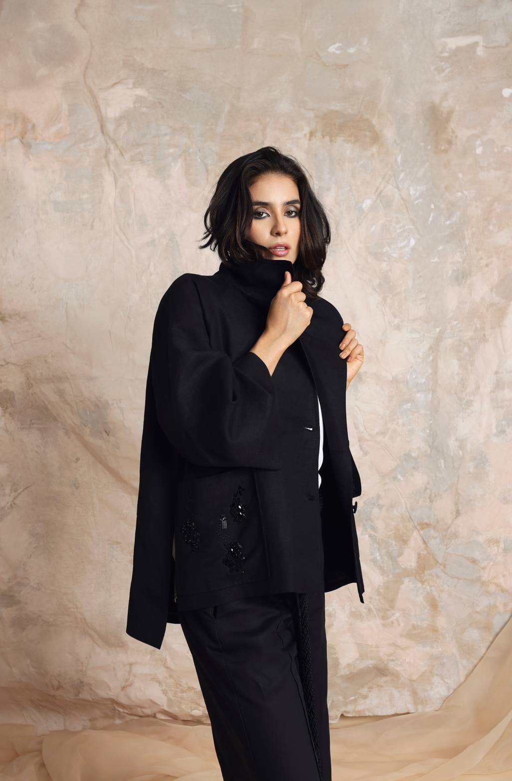 Atlal Hand-Embroidered Trench Vest Black