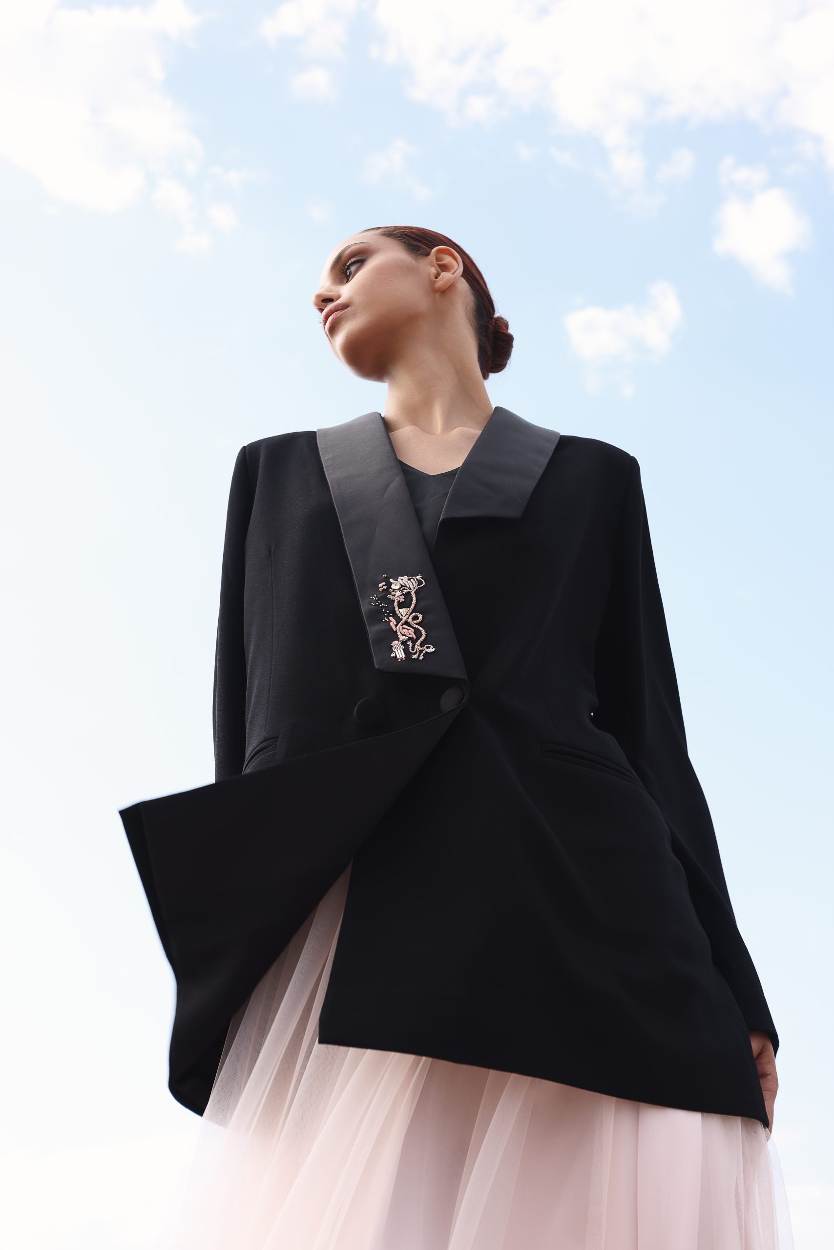 Serpentine blazer