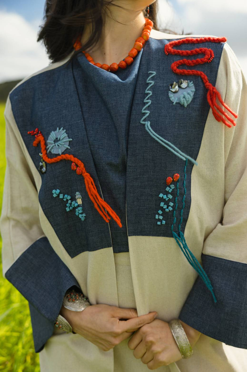 WARDIYA Three-Piece Linen Set