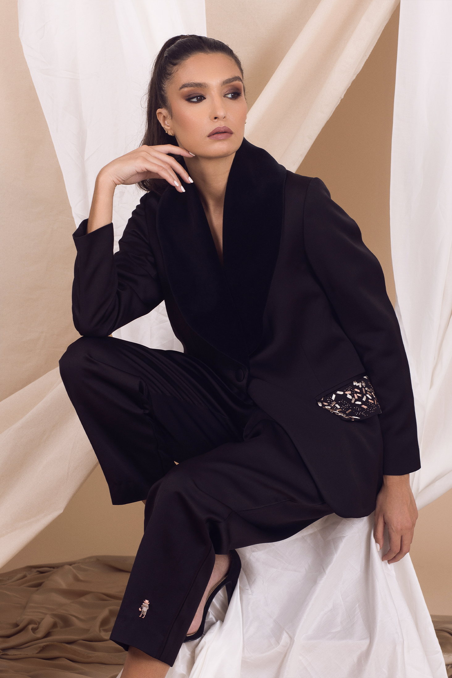 Duchess satin and velvet blazer